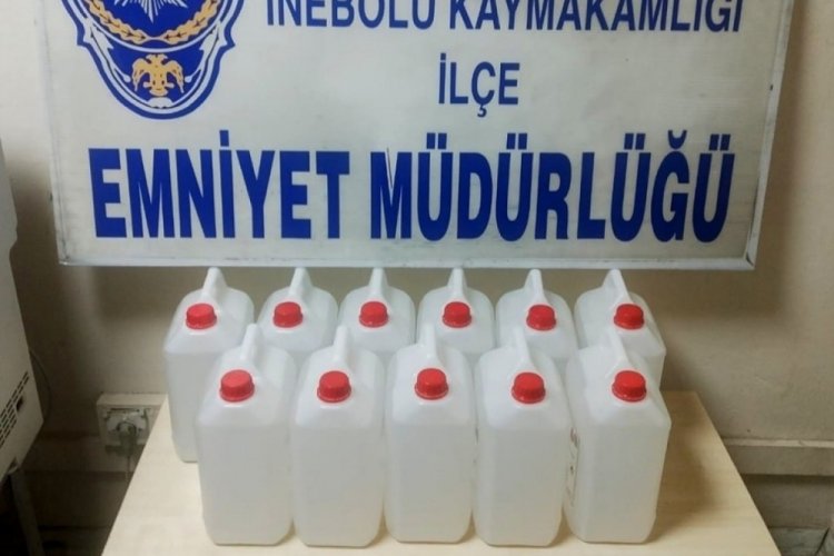 Kastamonu'da FET&Ouml;'den ihra&ccedil; edilen binbaşının evinde 55 litre etil alkol ele ge&ccedil;irildi