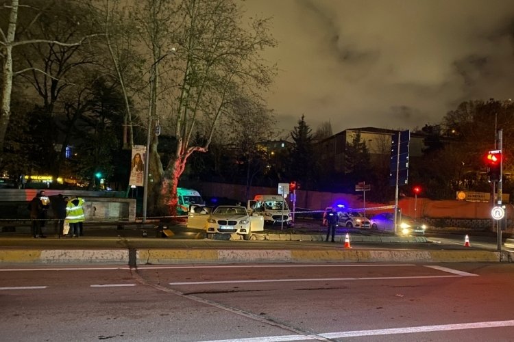 İstanbul'da otomobillerden kurşun yağmuru: 1 &ouml;l&uuml;
