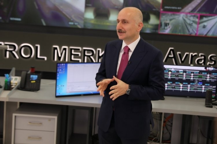 Bakan Karaismailoğlu: T&uuml;rkiye'nin geleceğini inşa ediyoruz