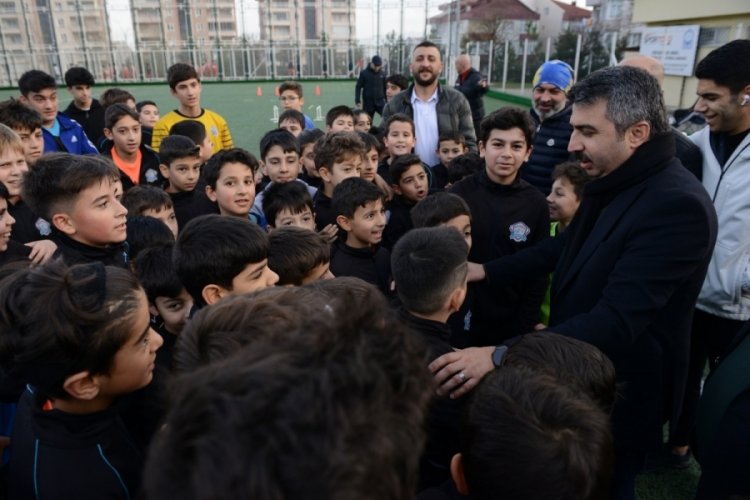 Bursa Yıldırım Belediye Başkanı Yılmaz sporcularla buluştu