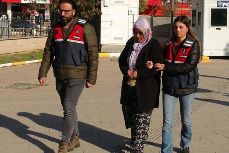 Bebeğini boğarak &ouml;ld&uuml;rmek su&ccedil;undan aranan kadın Gaziantep'te yakalandı