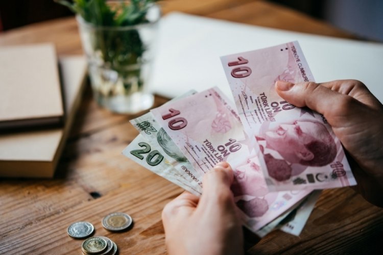 Kritik toplantı sona erdi...  T&uuml;rk-İş'in teklifi 9 bin lira
