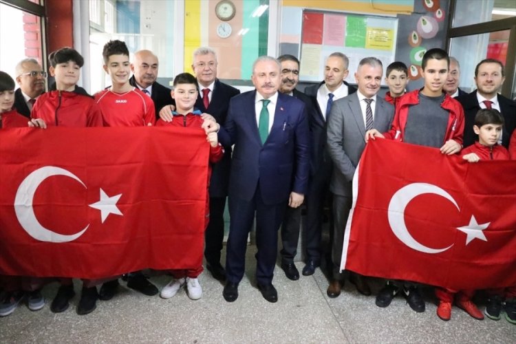 TBMM Başkanı Şentop: &Ccedil;ocuklarımız bizim k&uuml;lt&uuml;r&uuml;m&uuml;zden olan i&ccedil;eriklere ulaşabilmelidir