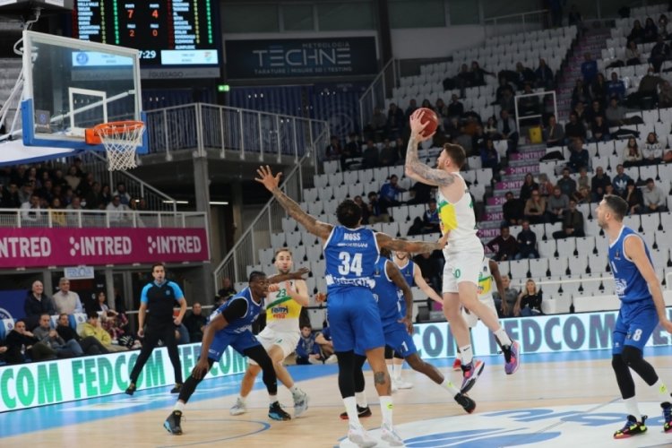 Frutti Extra Bursaspor İtalya'da mağlup