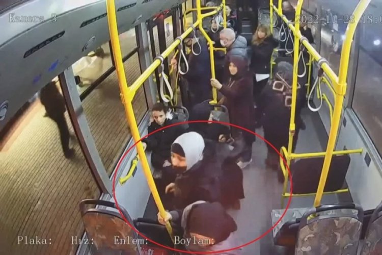 Bursa'da otob&uuml;ste telefon hırsızlığı