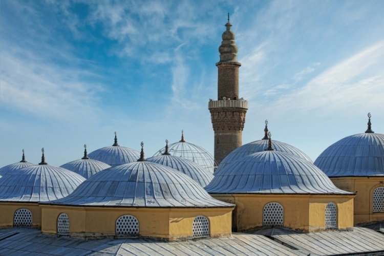 Bursa'da bug&uuml;n hava g&uuml;neşli