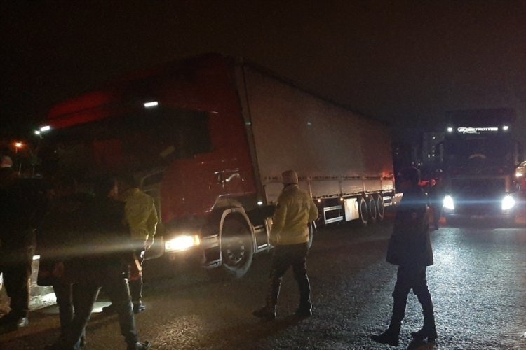 &Ccedil;orum'da hareketsiz bulunan adamın direksiyon başında kalp krizi ge&ccedil;irdiği &ouml;ğrenildi
