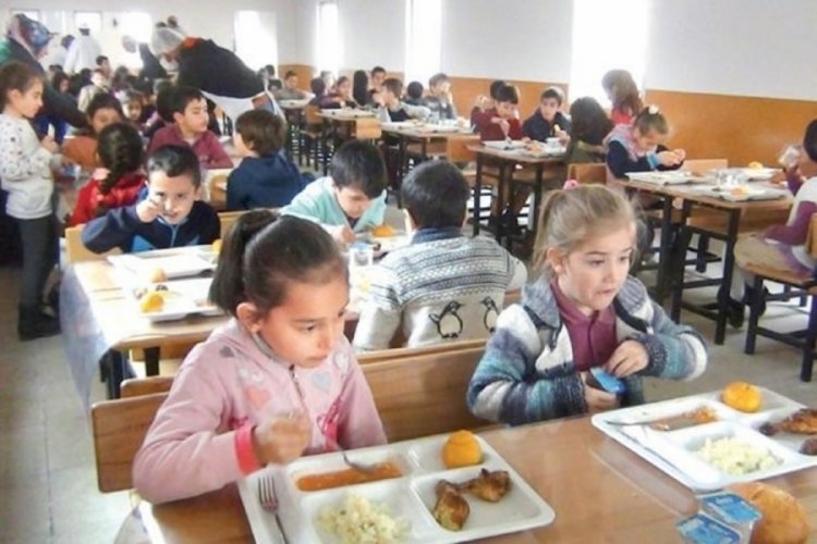 Bakanlık okullarda &uuml;cretsiz yemek kapsamını genişletiyor