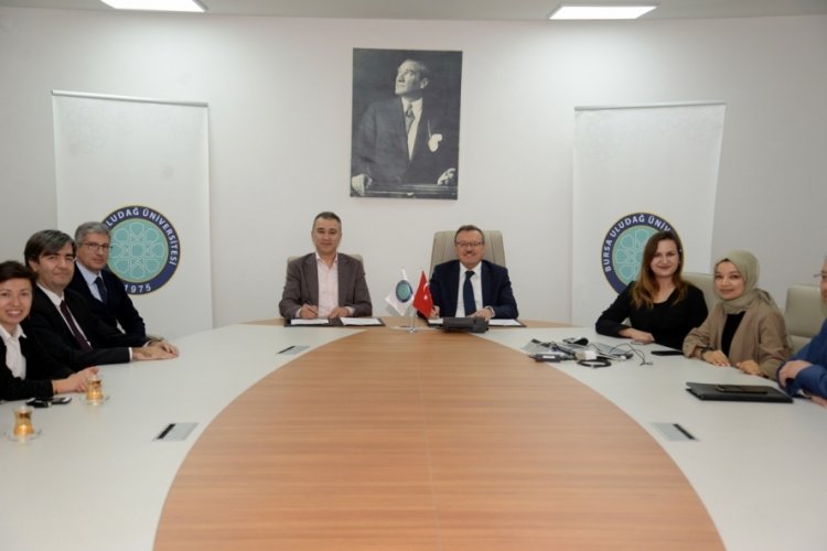 BU&Uuml;'nin TEKNOFEST takımlarına destek devam ediyor
