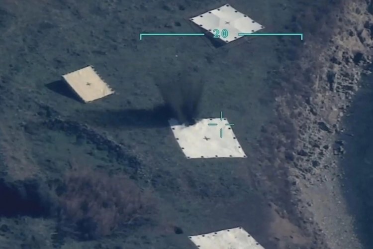 Bayraktar AKINCI, yeni nesil g&uuml;d&uuml;m kiti G&ouml;k&ccedil;e ile hedefini vurdu