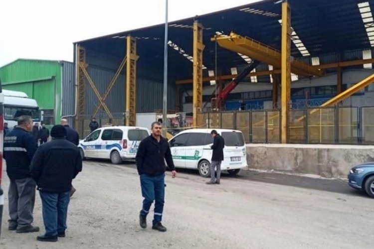 Ankara'da &uuml;zerine vin&ccedil; devrilen iş&ccedil;iden acı haber