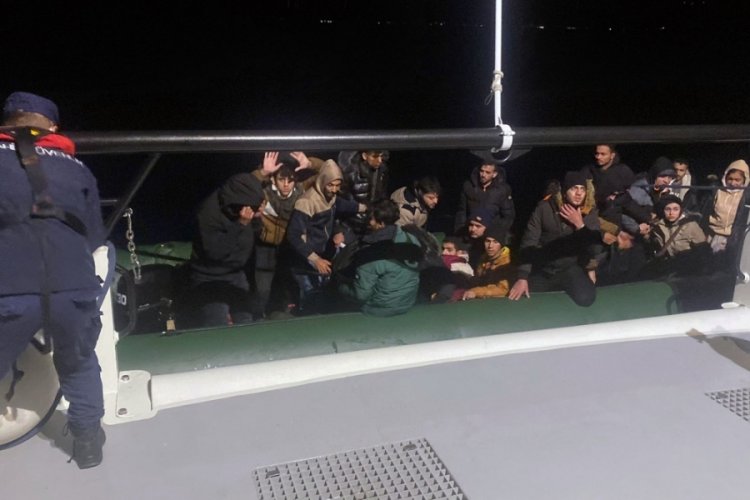 Muğla Dat&ccedil;a'da 6 g&ouml;&ccedil;men kurtarıldı, 24 g&ouml;&ccedil;men yakalandı