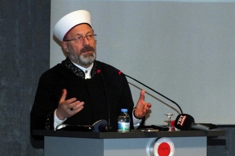 Ali Erbaş: Kur'an-ı Kerim'in 3-5 yılda bir yeniden anlaşılmaya ihtiyacı var