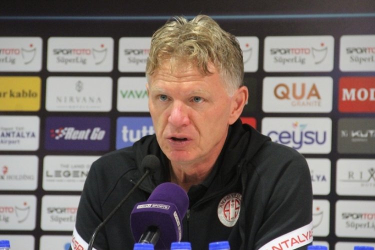Antalyaspor Teknik SorumlusuGroenendijk: İlk gol&uuml; atanın avantaj sağlayacağı ma&ccedil;tı