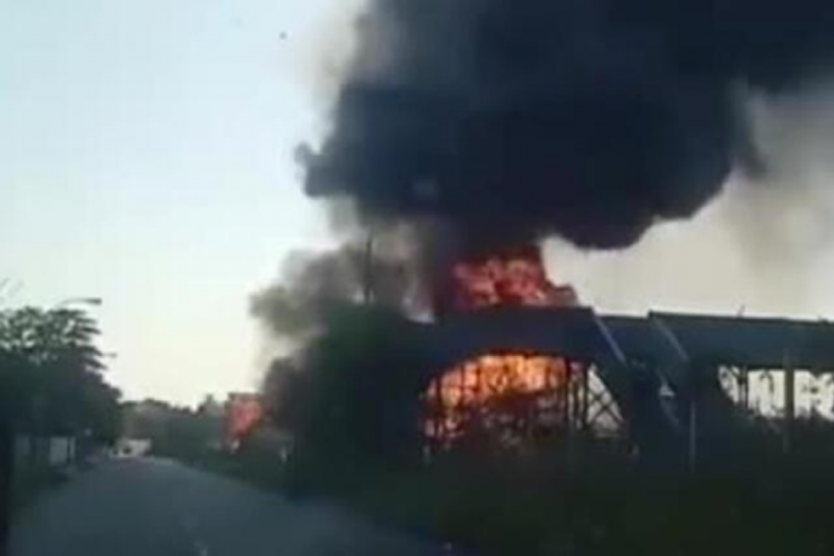 G&uuml;ney Afrika'da gaz tankeri patladı!