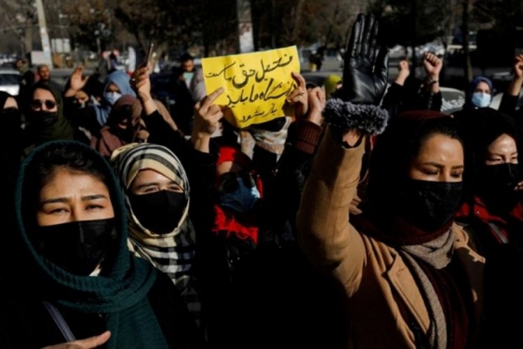 Taliban'dan kadınlara yeni yasak