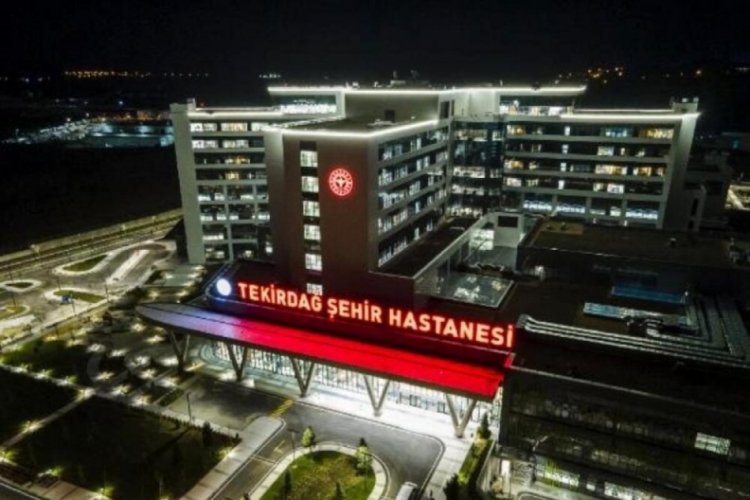 Tekirdağ'da devrilen otomobildeki 7 kişi yaralandı
