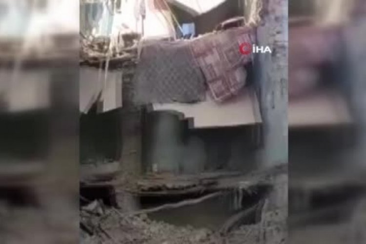 Yemen'de 3 katlı bina &ccedil;&ouml;kt&uuml;: 9 &ouml;l&uuml;, 8 yaralı