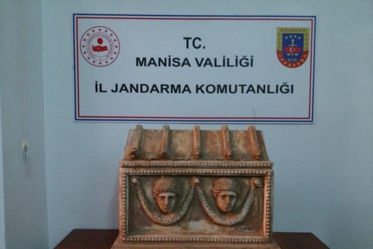 Manisa'da 5 milyon TL'ye lahit satmaya &ccedil;alışan şahıs yakalandı