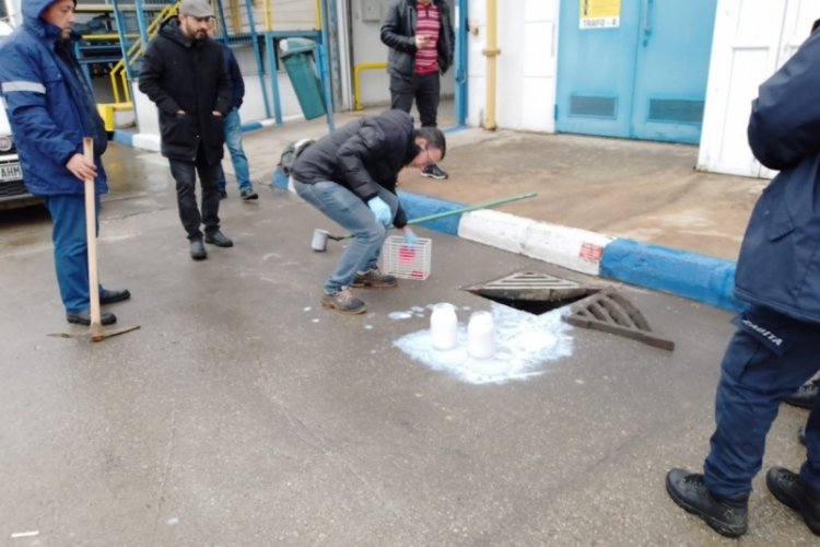 Kocaeki'de Bakanlıktan Kiraz Deresi'nde kirliliğe neden olan firmaya ceza