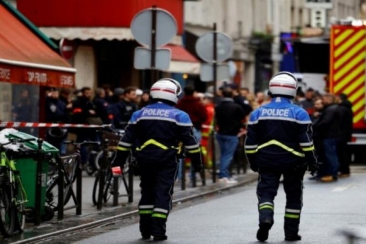 Paris'teki silahlı saldırının ş&uuml;phelisi hakkında resmi soruşturma başlatıldı
