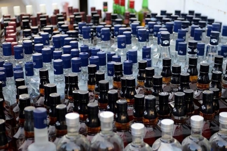 İstanbul'da 500 litre sahte i&ccedil;ki ele ge&ccedil;irildi