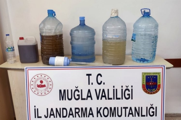 Muğla Ula'da sahte i&ccedil;ki operasyonu