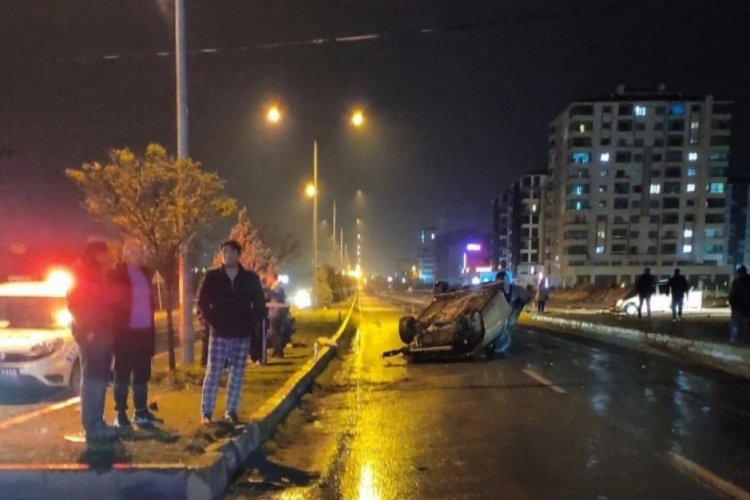 Malatya'da trafik kazası! 3 kişi yaralandı