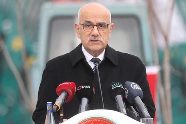 Bakan Kirişci'den evcil hayvanlara &ccedil;ip a&ccedil;ıklaması!