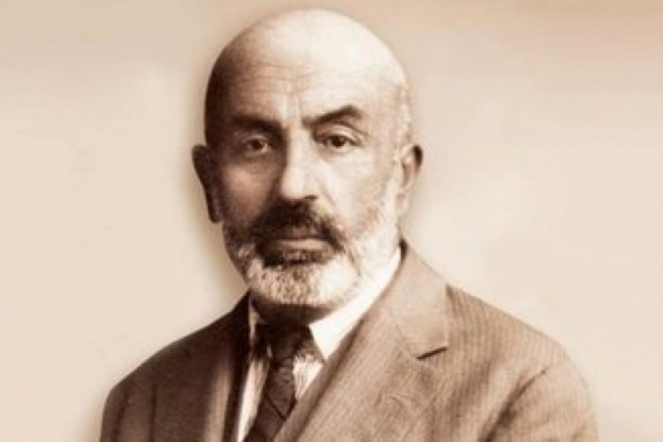 Mehmet Akif Ersoy, &Ccedil;anakkale'de anıldı