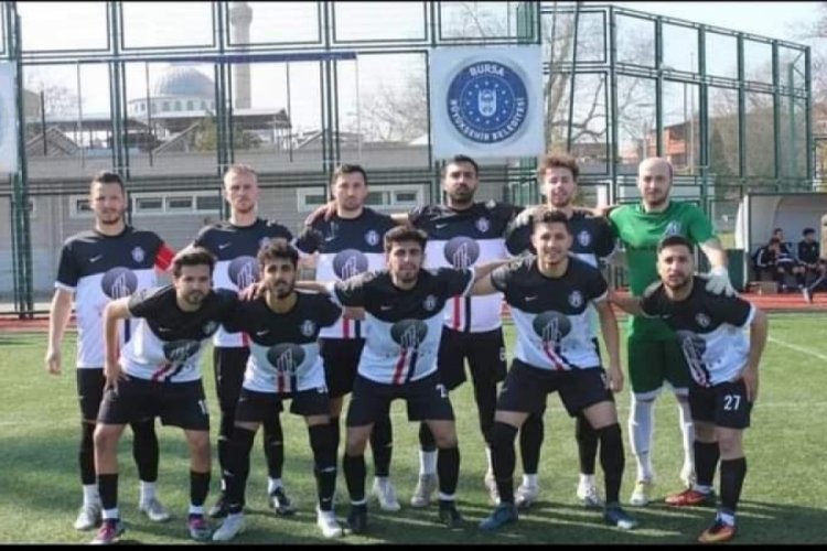 Akhisar Demirspor, takımdan ayrılan 11 futbolcu i&ccedil;in yasal işlem başlattı
