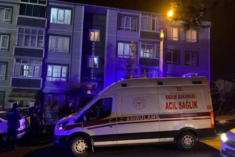 Karab&uuml;k'te &uuml;&ccedil;&uuml;nc&uuml; kattan d&uuml;şen &ccedil;ocuk yaralandı