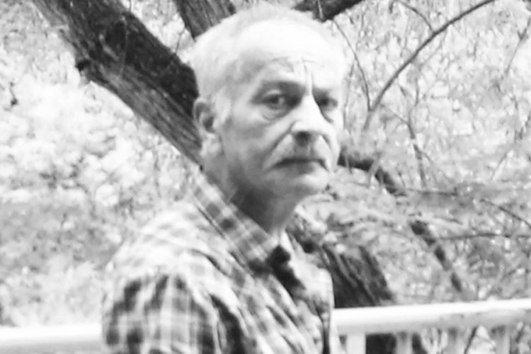Cenazesi bir Alman vatandaşıyla karıştırılarak yanlışlıkla yakılan Abdulkadir Sargın'ın k&uuml;lleri, toprağa verildi