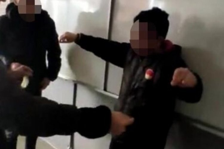 Zonguldak'ta okulda zorbalık yapan &ccedil;ocuk sokakta darp edildi