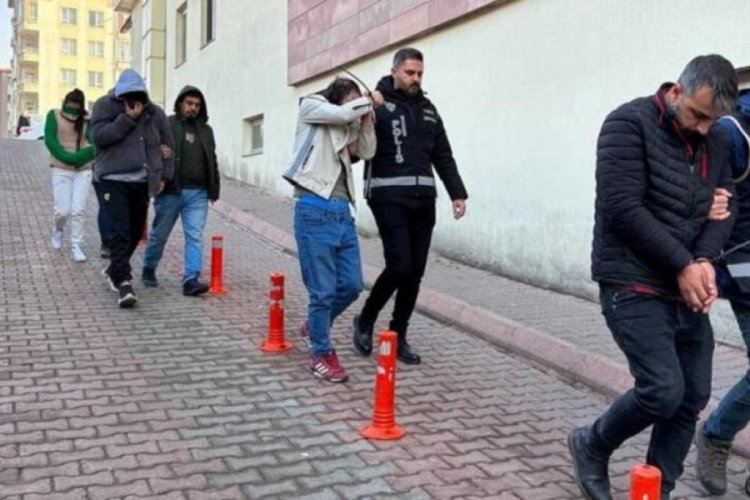 Kayseri'de sahte para ile alışveriş yaptılar, yakayı ele verdiler