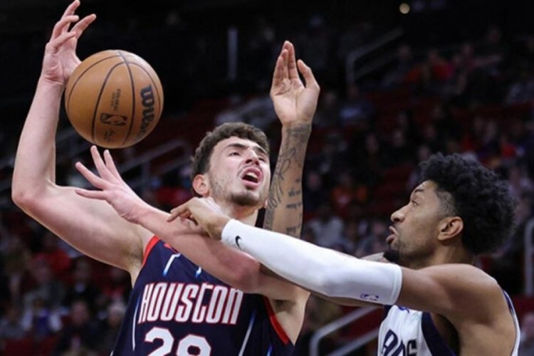 NBA'de Alperen Şeng&uuml;n'den 11 sayılık katkı