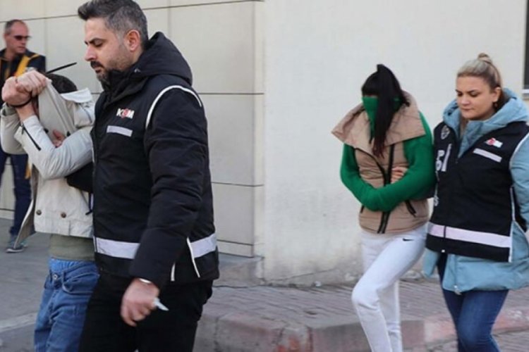 Sahte banknotla alışveriş yapan 4 kişiye g&ouml;zaltı
