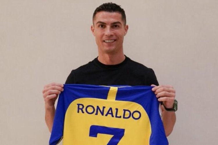 Ronaldo'dan flaş transfer!