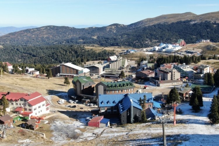 Uludağ'a kar yağmadı, esnaf mağdur kaldı!