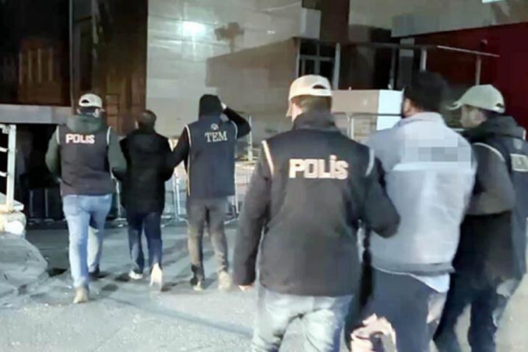 Gaziantep'te DEAŞ operasyonu: 14 ş&uuml;pheliden 3'&uuml;, tutuklandı