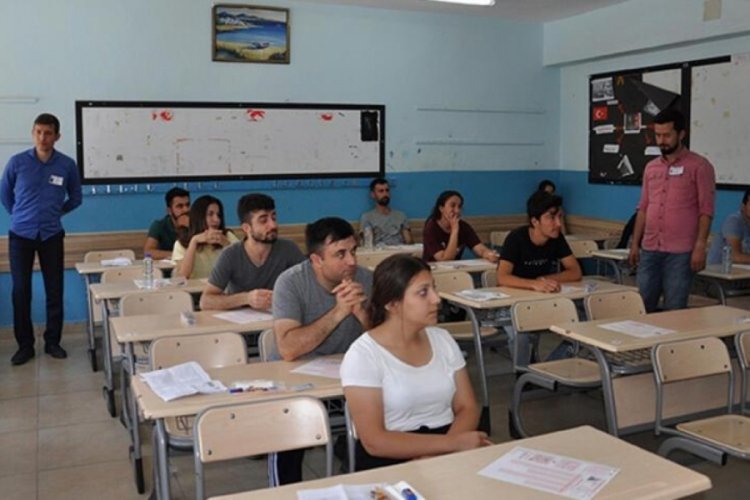 2022 yılında &Ouml;SYM'nin d&uuml;zenlendiği sınavlara katılan aday sayısı a&ccedil;ıklandı