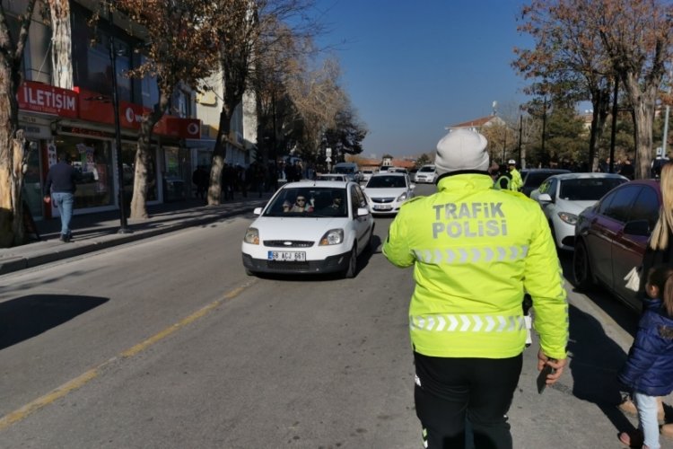 Aksaray'da trafikteki yılbaşı yoğunluğu kontrol altında