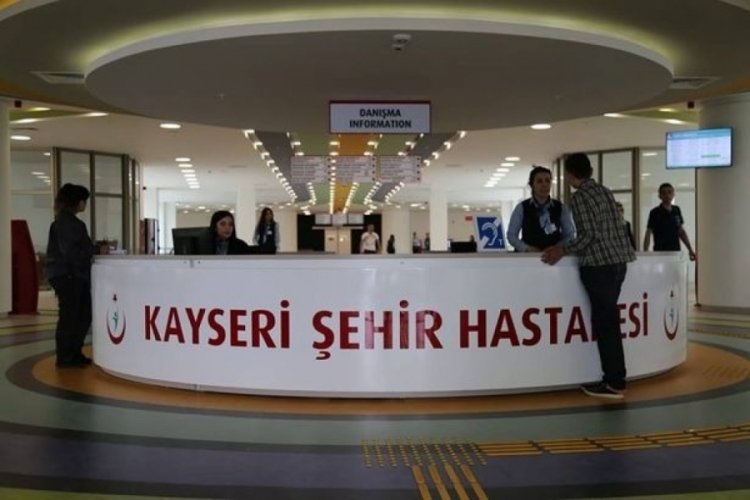 Kayseri'de yılın ilk bebeği 'Yüsra' oldu 