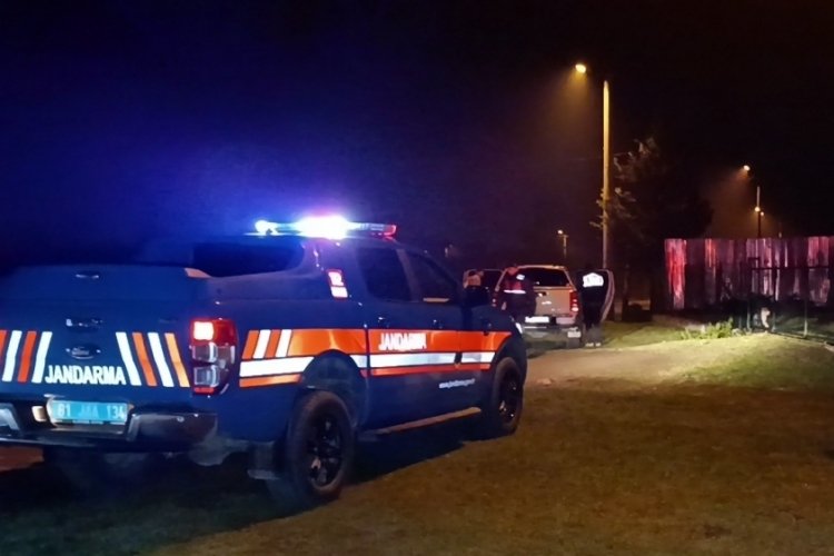 D&uuml;zce'de alacak verecek kavgasında kan aktı: 1 yaralı