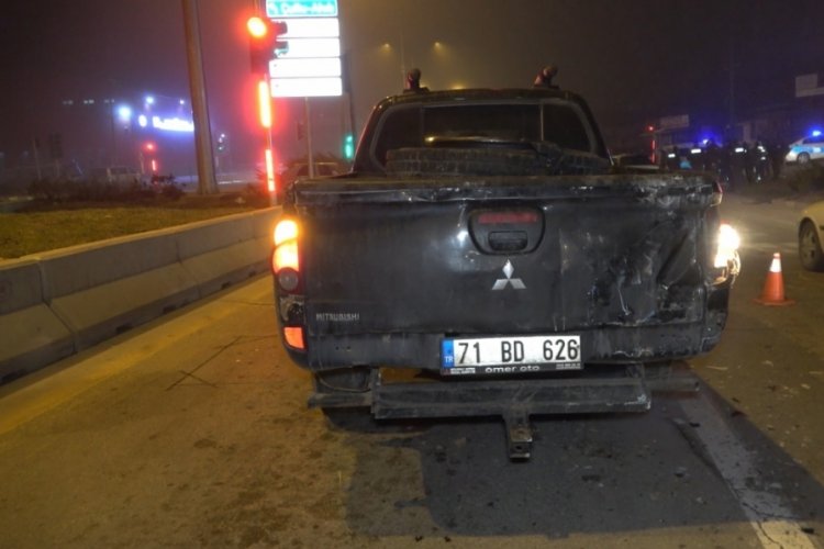 Kırıkkale'de otomobil ile pikap &ccedil;arpıştı: 4 yaralı