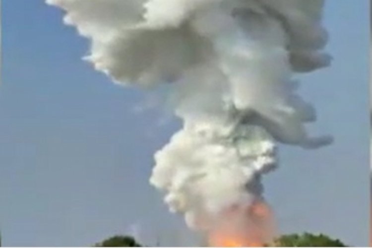 Hindistan'da havai fişek tesisinde yangın: 3 &ouml;l&uuml;, 4 yaralı