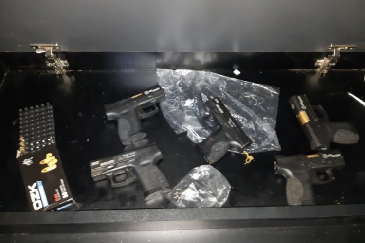 Bursa'da polis zorla alıkonulan kadının ihbarı &uuml;zerine baskın yaptı