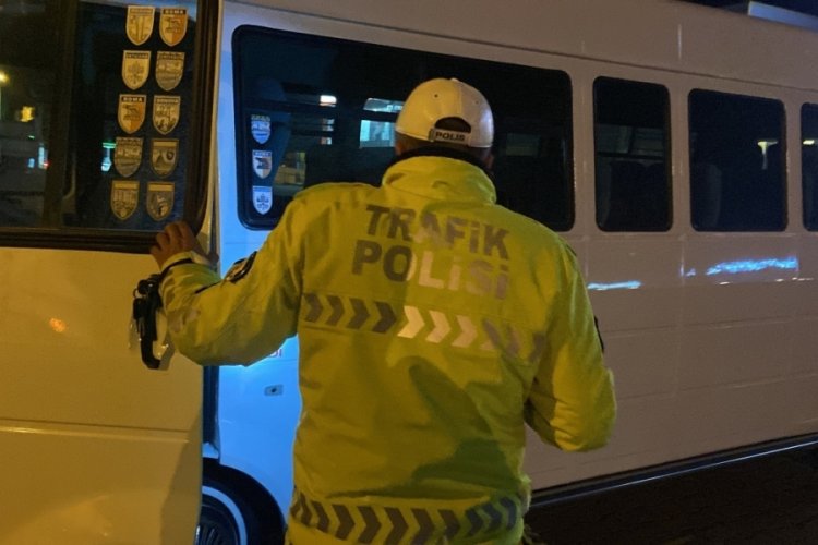 Bursa'da yapılan denetimlerde hatalı s&uuml;r&uuml;c&uuml;lere ceza yağdı