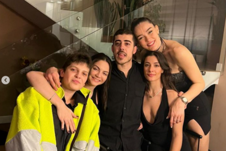 Milli voleybolcu Ebrar Karakurt'un paylaşımları g&uuml;ndem oldu