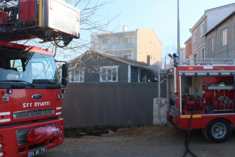 Kırklareli'de katil zanlısının evi k&uuml;le d&ouml;nd&uuml;